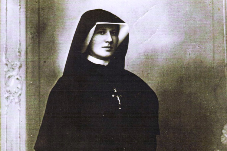 A photo of Saint Faustina