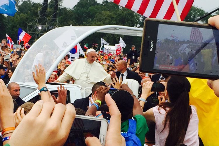 Pope Francis meets pilgrims from around the world at the WYD Papal Welcoming Ceremony (Photo: WYM)